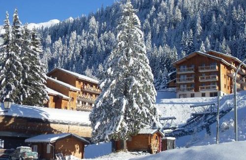 Valfrejus Apartment | Appartement Modane 4 pièces, idéal ski, 6-8 pers, 65m², proche télécabine et commerces - FR-1-265-66