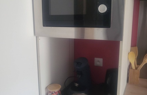 Coignieres Apartment | Appartement Plein de Charme