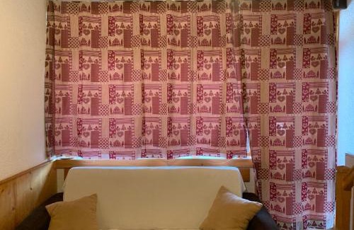 Les Menuires Apartment | Appartement pour 6 personnes au pied des pistes au calme aux Menuires les Asters