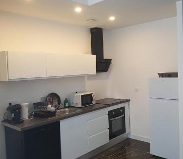 Oyonnax Apartment | Appartement privé moderne et lumineux plain-pied