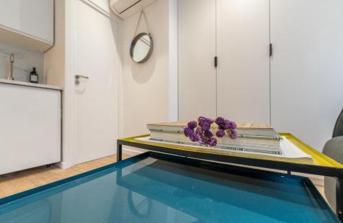 Quartier des Grandes-Carrieres Apartment | Appartement Sacré Cœur - Cottages 1