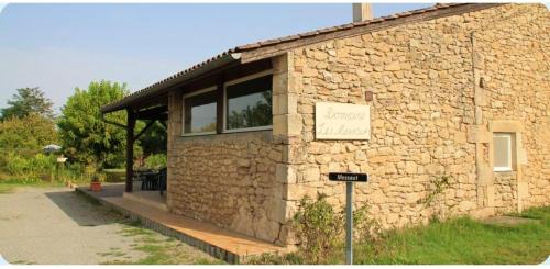 Blaignac Apartment | Appartement spacieux à Blaignac avec piscine partagée