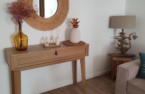 Bastelicaccia Apartment | Appartement T3 dans villa avec piscine