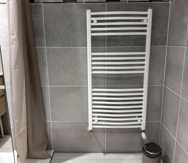 Bourgoin-Jallieu Apartment | Appartement T4 en Hyper-centre