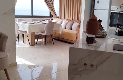 SOUR JDID Apartment | Appartement très spacieux 150m2 avec magnifique terrasse vue mer