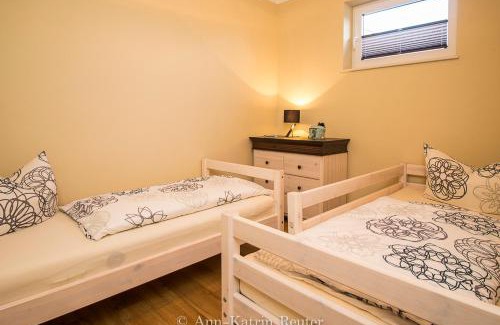 Lietzow Apartment | Appartementhaus Möwe Haus Möwe Ferienwohnung 1 "Sturmmöwe"