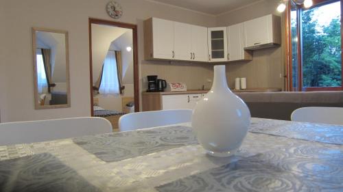 Zalacsany Apartment | Appartment Kastelo Victoria