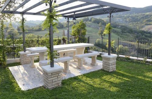 Petrella Guidi Apartment | Appealing Apartment in Petrella Guidi with near Centre