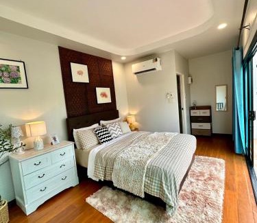 Phrae Bed & Breakfast | Apple house cafe