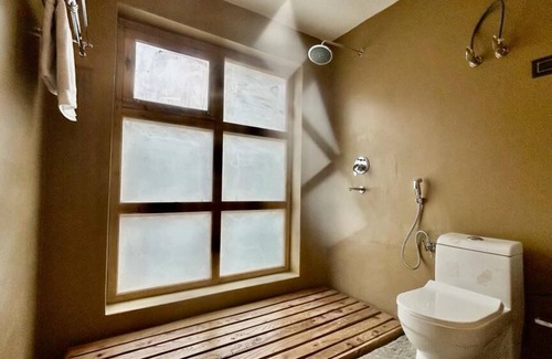 Uleytokpo Hotel | Apple Orchard Ule