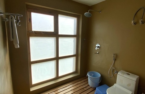 Uleytokpo Hotel | Apple Orchard Ule