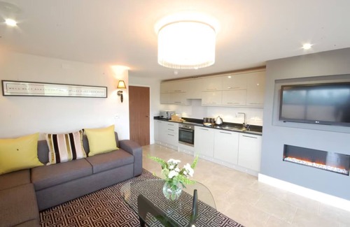 Stoke by Nayland Cabin | Apple Tree Lodges