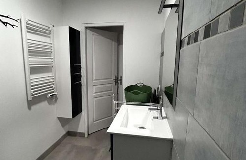 Laveissiere Apartment | appt 4 personnes tout confort 2