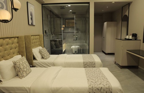 Chandkheda Hotel | Apricot Motera