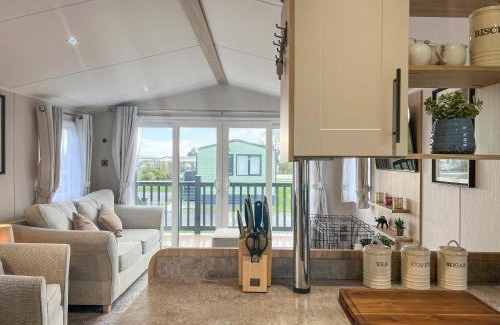 Fenny Bentley House | Apricus Lodge
