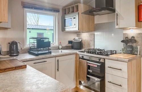 Fenny Bentley House | Apricus Lodge
