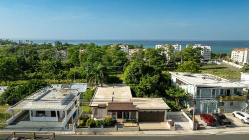 Rincon House | Apt 413- Walk to the beach, plaza and restaurants