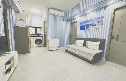 Yau Tsim Mong Apartment | apt 4BR10pax, 2bar ,1mins mtr