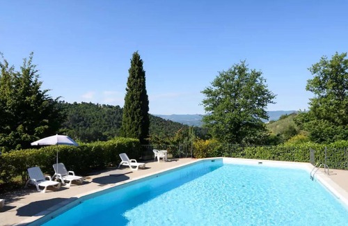 Castelfranco di Sopra Apartment | Apt. Aida - Casa Lama Residence - 3/4 p apartment with two rooms