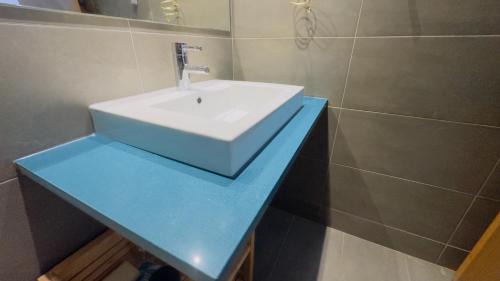 Badalona Apartment | Apt compartido martirrena