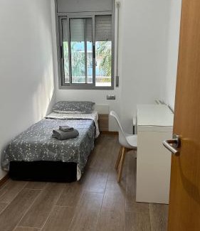 Badalona Apartment | Apt compartido martirrena