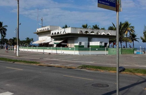 Praia Grande Apartment | Apt. facing Praia Grande Ocian City with 5 windows facing the sea.