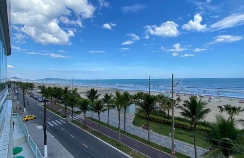 Balneario Paqueta Apartment | Apt facing the sea. Balcony with Barbecue and Spectacular View of the Beach