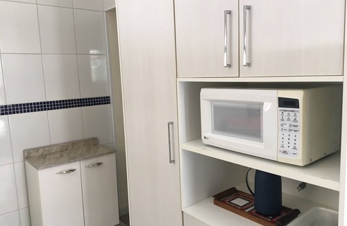 Peruibe Apartment | Apt. Praia do Centro, 200 m from the beach, near Feirinha