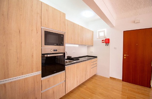 Carvoeiro Apartment | Apt Ruca Centrally Located Modernized Loft With C