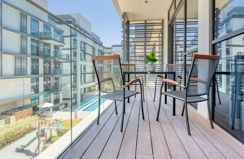 Al Wasl Apartment | Apt w/ Dubai Luxury Experience Nxt to Burj Khalifa