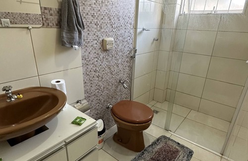 Osvaldo Rezende Apartment | Apto Lindo, com 5 Camas e Suporta 8 Pessoas, Próx. Centro, Shopping, Aeroporto