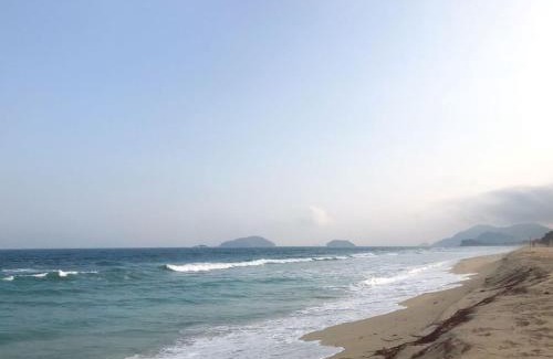 Pereque Apartment | Apto c Varanda, Garagem e Vista das Montanhas