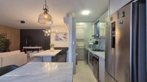 Itacolomi Apartment | Aptos em Prédio com Piscina a 120 m da Praia - LTT