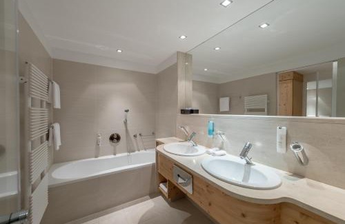 Laengenfeld Hotel | Aqua Dome 4 Sterne Superior Hotel & Tirol Therme Längenfeld