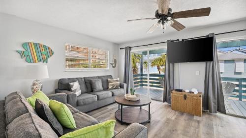 Gulf Lagoon Beach House | Aqua Horizon by AvantStay Pool Near the Beach