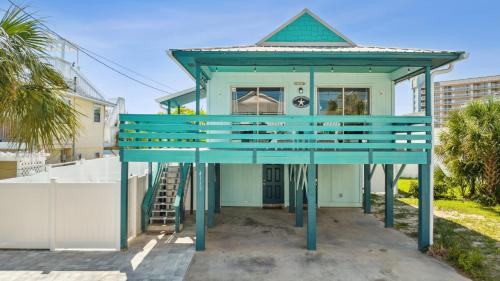Gulf Lagoon Beach House | Aqua Horizon by AvantStay Pool Near the Beach