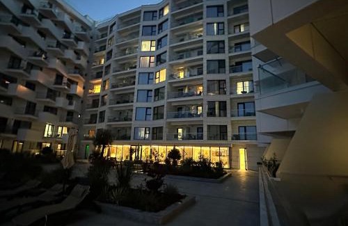 Mamaia-Sat Apartment | Aqua Infinity- Pool & SPA Resort