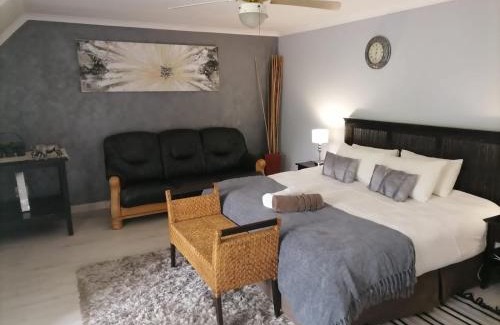 Parys Apartment | Aqua View Riverside Guesthouse