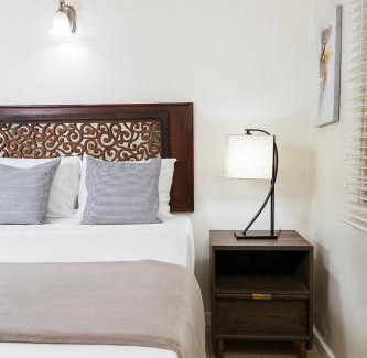 Molynes Gardens House | AquaHaven Retreat in Kingston