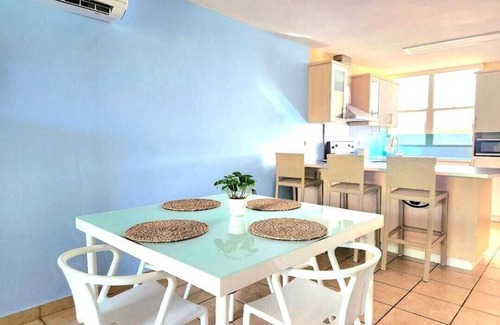 Mediania Alta Condo | Aquatika , 25 min to El Yunque and 30 min to SJU