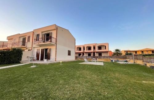 Birgi Vecchi House | Aquilone Garden