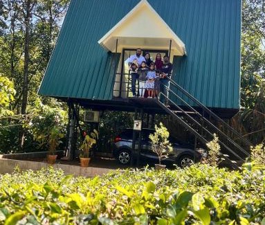 Thankamony part House | Arabian Holiday Resort Family Cottage One Room Two Bed