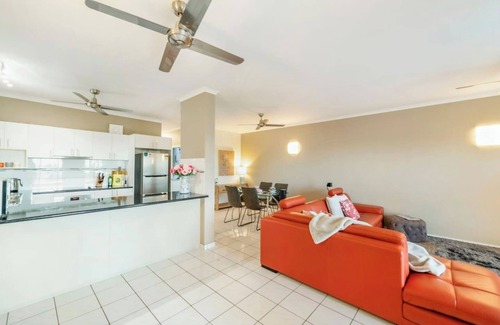 Nightcliff Apartment | Arafura Abode Oceanfront Stay with Stunning Views