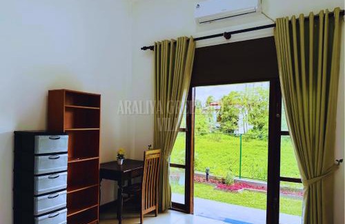 Kalagedihena Villa | Araliya Greenside Villa