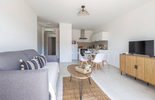 Marine de Saint Ambroggio Apartment | Aranciu - Appt climatisé vue mer