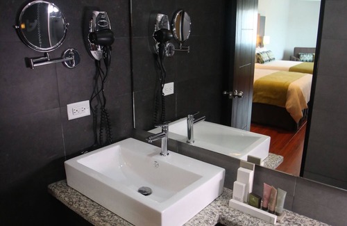 David Hotel | Aranjuez Hotel & Suites