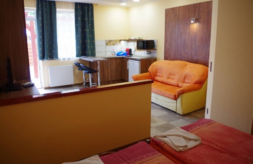Heviz Apartment | Aranyhal Apartmanház