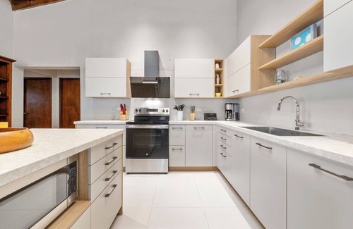 Arashi Villa | Arashi Sunsets Villa ~ Steps 2 Beach ~ PrivatePool