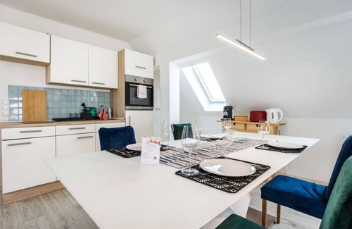 Lechhausen-Ost Apartment | Arbio I Modern Apart Lechhausen Schlößle