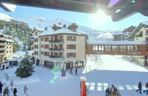 Arc-1950 Apartment | ARC 1950, Appartement 3 chambres Duplex Cheminée, 10 personnes